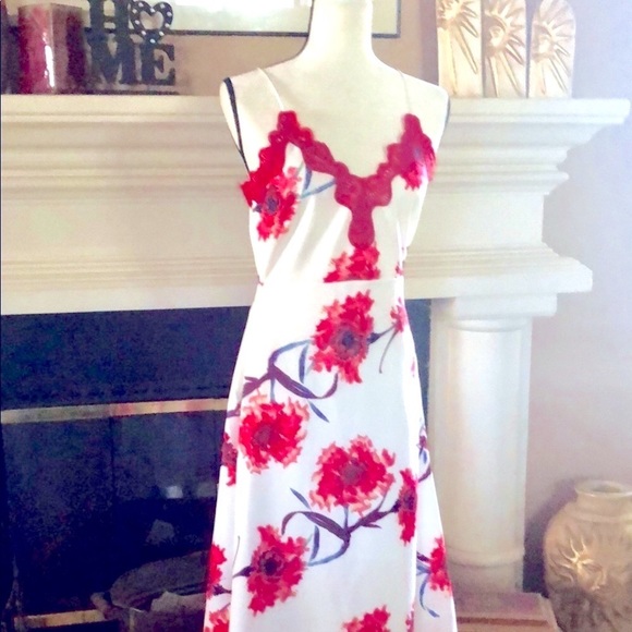 Anthropologie White Red Lace Floral Midi Dress Valentine Day Romantic Date Night - Picture 5 of 6